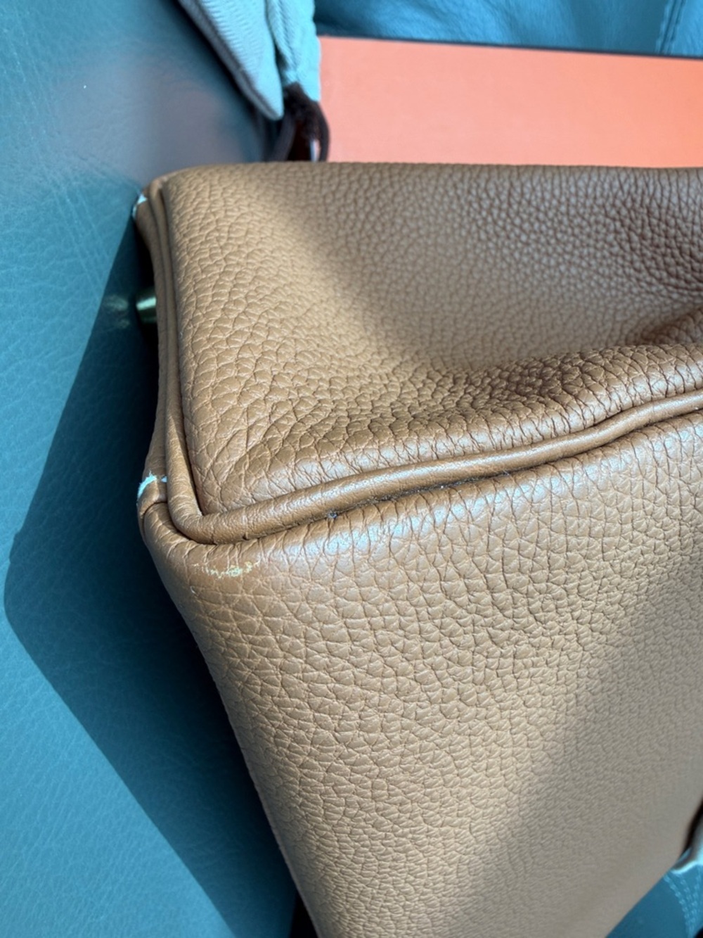Hermès Kelly 28 in Togo Leather – Stamp Z (2021) - Picture 5 of 17